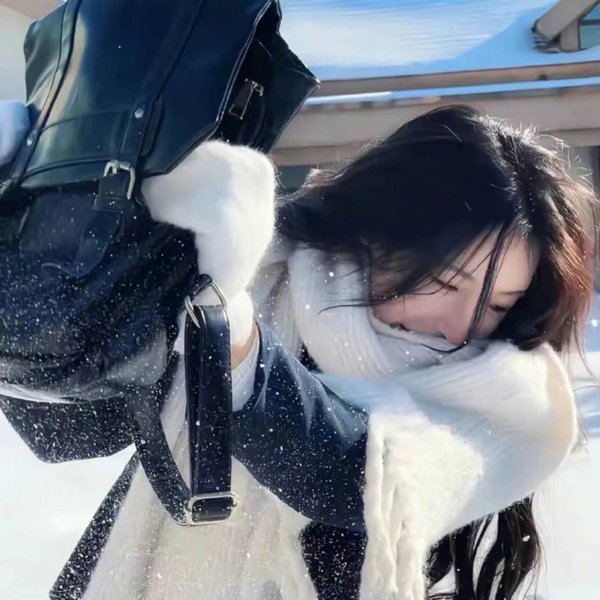 反派心声被女主偷听后，剧情崩了